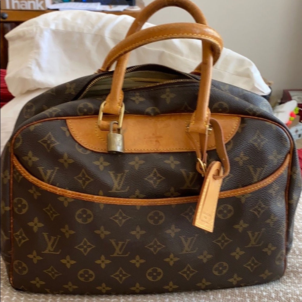 Louie Vuitton toiletries bag
